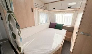 Caravana Adria Aviva 472pk del 2025.