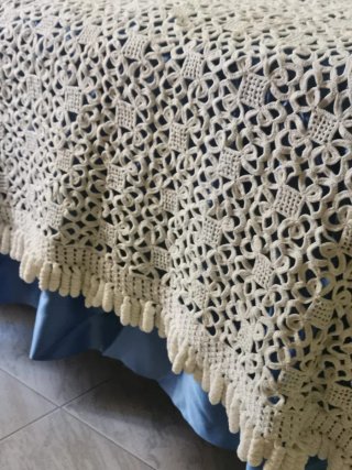 Colcha ganchillo cama 1.35