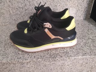 Zapatillas Gioseppo Negras y Amarillas