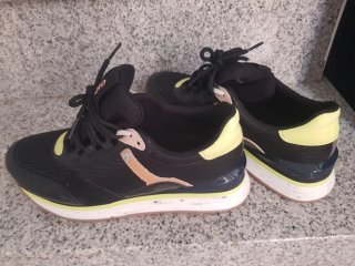 Zapatillas Gioseppo Negras y Amarillas
