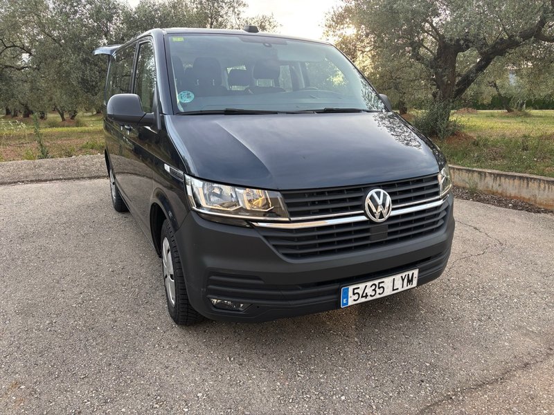 Volkswagen Caravelle 2022 - foto 1