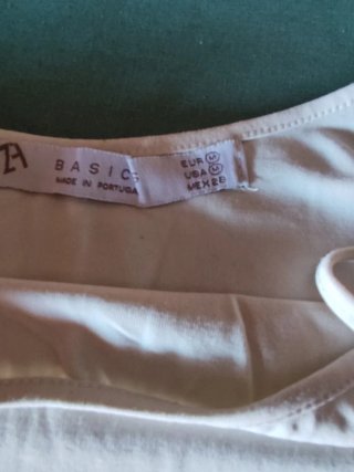 Camiseta tirantes Zara beige básica