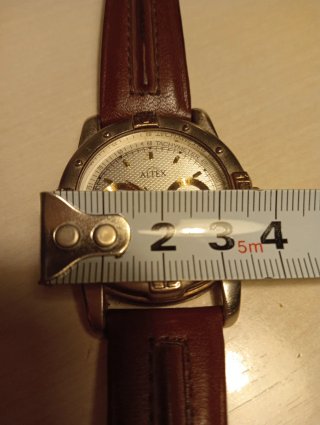Antiguo reloj Altex.