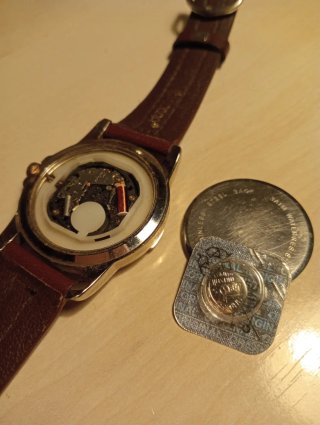 Antiguo reloj Altex.