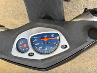 Yamaha Cygnus 125cc (NXC125) Gris