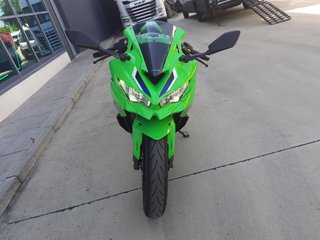 Kawasaki ZX-4RR PERFORMANCE