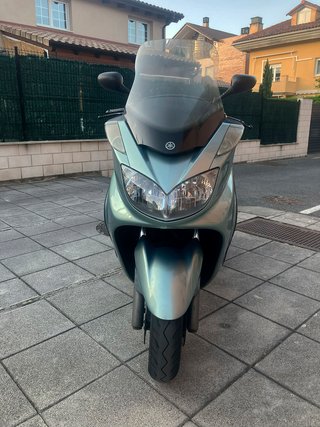 Yamaha Majesty 400 Scooter Verde