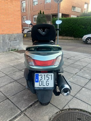 Yamaha Majesty 400 Scooter Verde