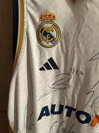 Camiseta Real Madrid 24/25 Firmada