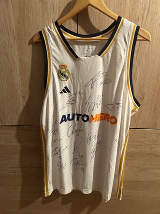 Camiseta Real Madrid 24/25 Firmada