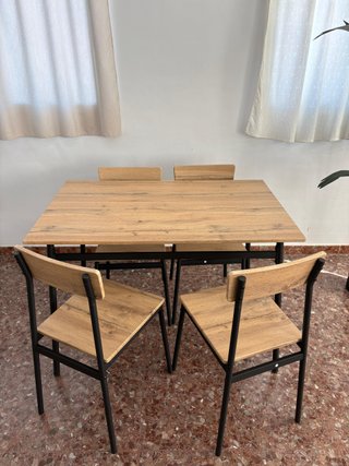 Mesa barata con 4 sillas HACEMOS ENVÍOS