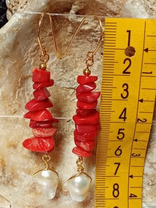 Pendientes Perlas Barrocas Agua Dulce y Coral