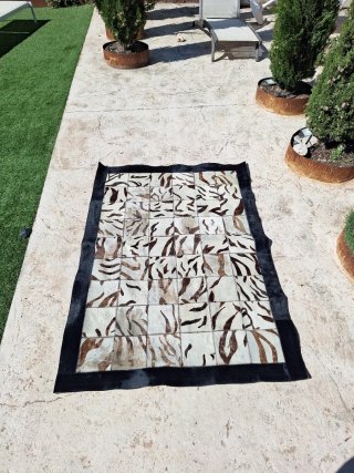 Alfombra Piel Vaca Estampado Cebra HECHO A MANO