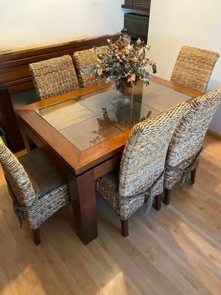 Mesa Comedor Marrón Oscuro + 6 Sillas Mimbre