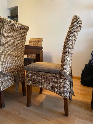 Mesa Comedor Marrón Oscuro + 6 Sillas Mimbre