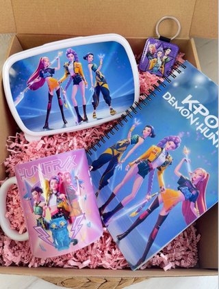 Pack Huntrix Guerreras Kpop: Taza, Libreta, Llaver