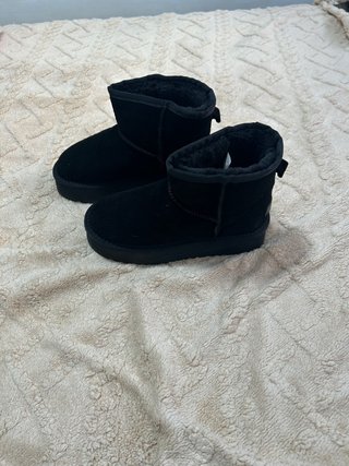 Botas UGG negras