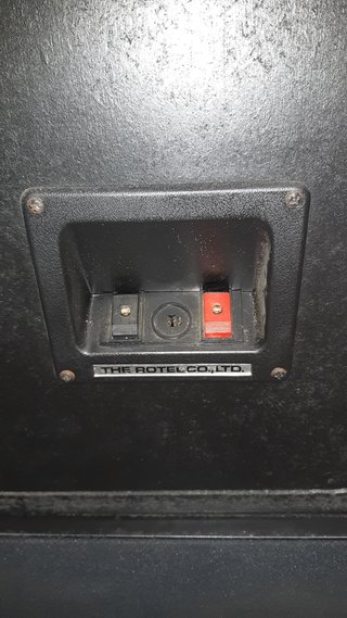 Altavoces Rotel 3 vías