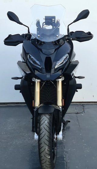 BMW S1000XR 2024 9800KM