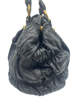 Bolso Prada Negro y Dorado