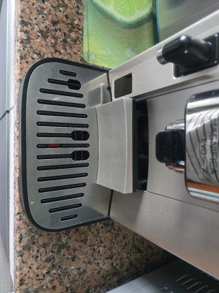 Cafetera DeLonghi Magnifica Evo