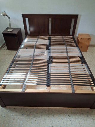 Cama de matrimonio Ikea. Dos unidades por separado