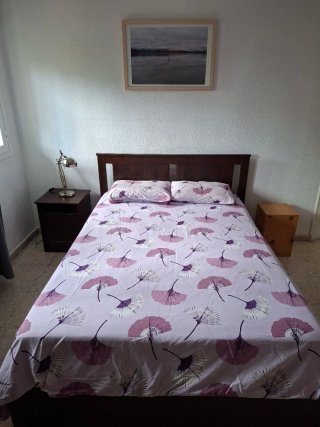 Cama de matrimonio Ikea. Dos unidades por separado