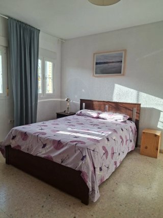 Cama de matrimonio Ikea. Dos unidades por separado