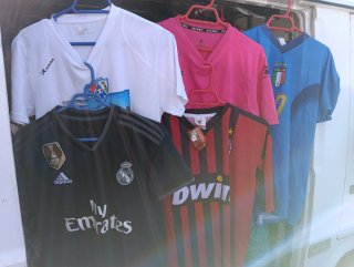 Camiseta Puma AC Milan varias camisetas 5x22€