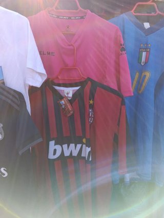 Camiseta Puma AC Milan varias camisetas 5x22€