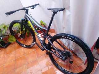 Bicicleta BH Full Carbon