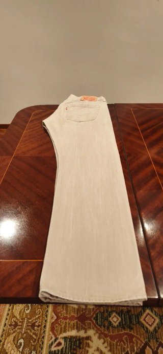 PANTALÓN LEVI'S 501 BEIGE LAVADO A LA PIEDRA, W32.