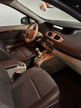 Renault Grand Scenic 2010