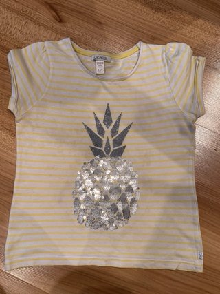 Lote 7 camisetas de manga corta niña T. 5/6 años