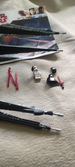 Lego Star Wars 75179 Kylo Ren's TIE Fighter