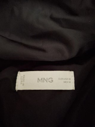 Abrigo MANGO Teen Negro.