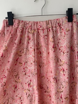 Falda larga rosa estampada