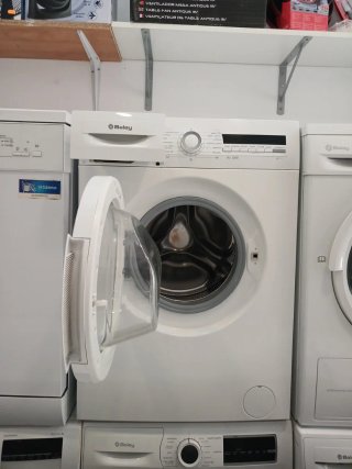 Lavadora Balay 6kg 1200rpm