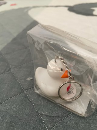 Portachiavi Paperella Bianca con Cuore Rosso