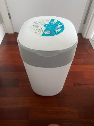 Contenedor de pañales Tommee Tippee