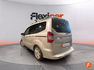 Ford Tourneo Courier 1.0 EcoBoost 100cv Titanium