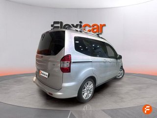 Ford Tourneo Courier 1.0 EcoBoost 100cv Titanium