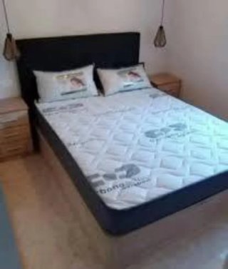 Colchón y base de cama