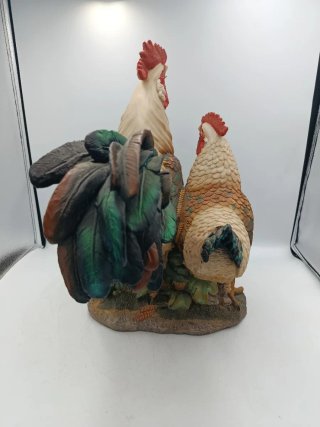 FIGURA DE GALLINA Y GALLO DECORATIVO
