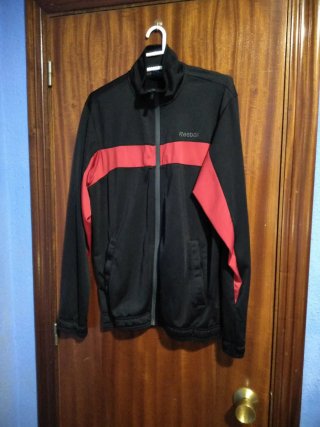 Chaqueta deportiva Reebok Talla S