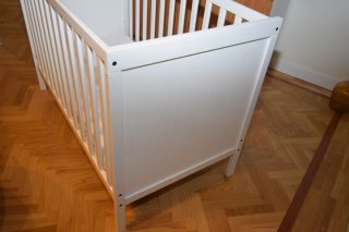 Cuna Sundvik + colchón Ecus Kids Mimo (cómo nuevo)