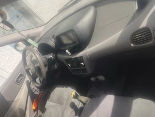 Nissan Almera Tino 2004
