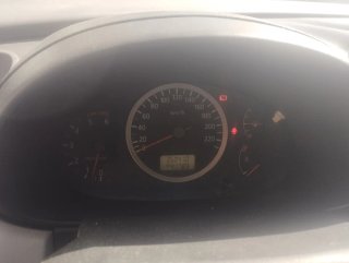 Nissan Almera Tino 2004