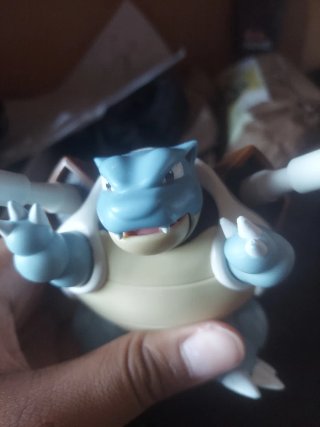 Figurita Blastoise de Lujo (sin chorros)