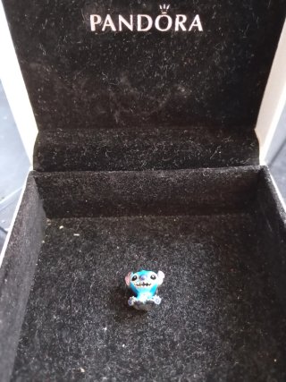Pandora Charm Stitch Azul